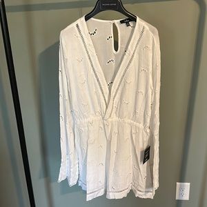 NWT Lulu’s white Romper